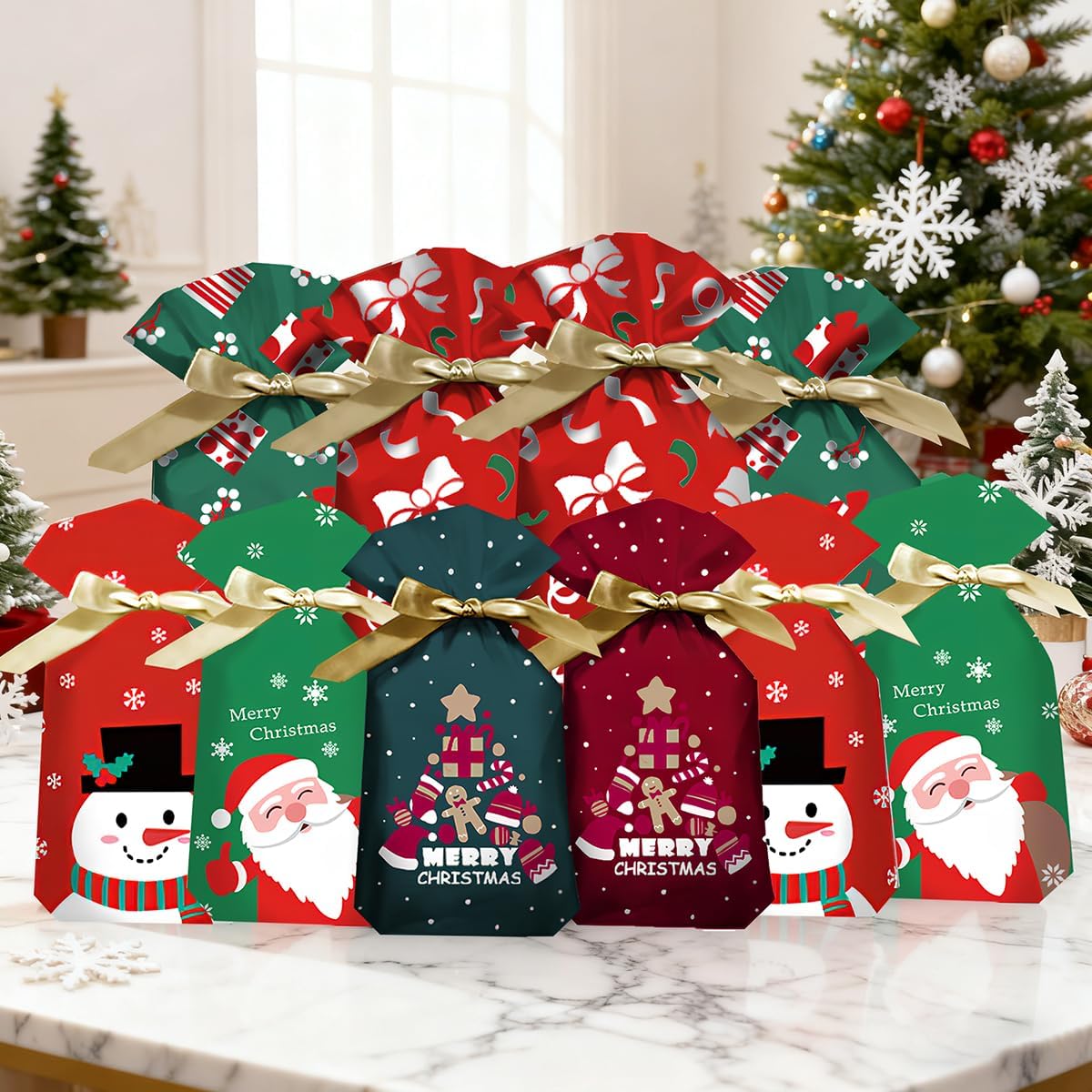 30 Pack Christmas Drawstring Gift Wrapping Bags – Assorted Sizes Reusable Xmas Gift Bags with Ropes | Red & Green Christmas Present Bags for Holiday Gifts, Party Favors & Decorations