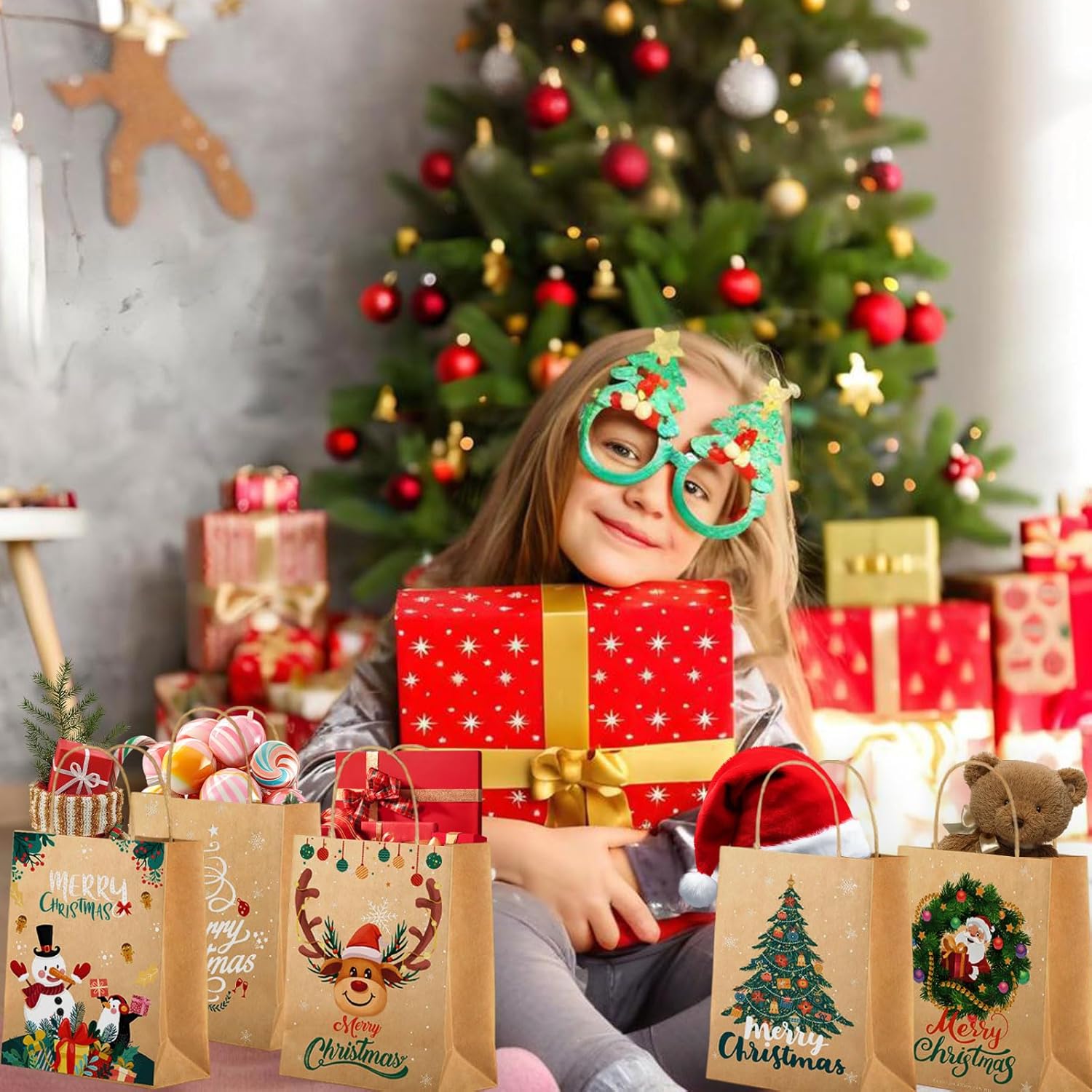 Christmas Bags Gift Small, 10 Pcs Xmas Bag for Presents, 5 Style Kraft Paper Gift Bags with Handles, Perfect for Christmas Party Favor Supplies(21 x 15 x 8 cm)