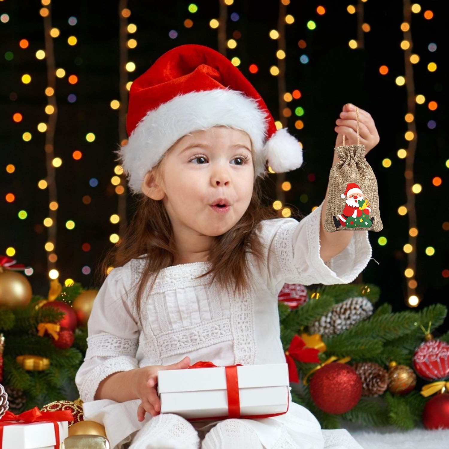 Christmas Hessian Bags, 12 Xmas Burlap Jute Gift Bag with Drawstring for Holiday Party Decoration