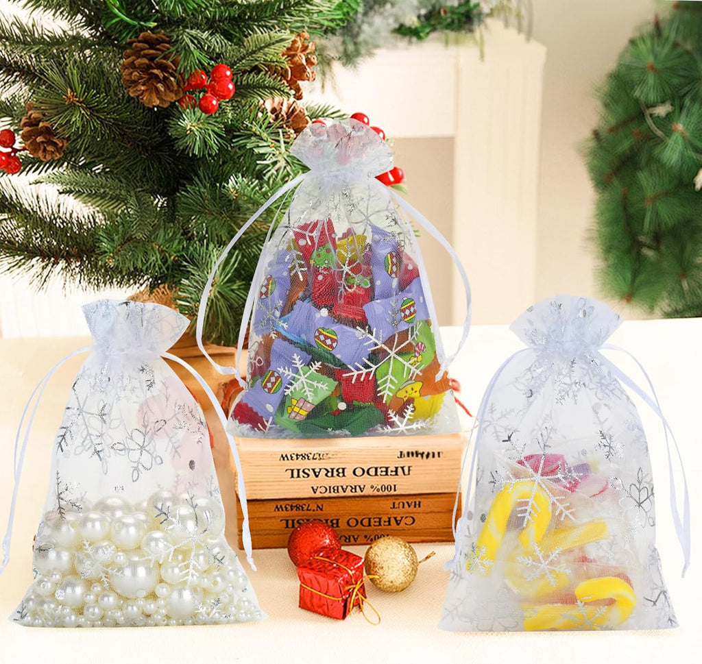 White Christmas Organza Bags, 10x15CM Snowflake Organza Gift Bags, 50 PCS Medium Xmas Gift Pouches for Presents, Reindeer Food, Christmas, Advent Calendars
